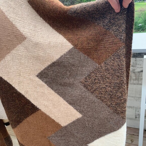 Hand Knit Lagenlook Boho Heavyweight Wool Knit Wrap Cardigan Sweater - Picture 14 of 15